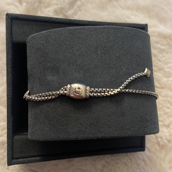 David Yurman 

Valentines gift - Picture 3 of 3